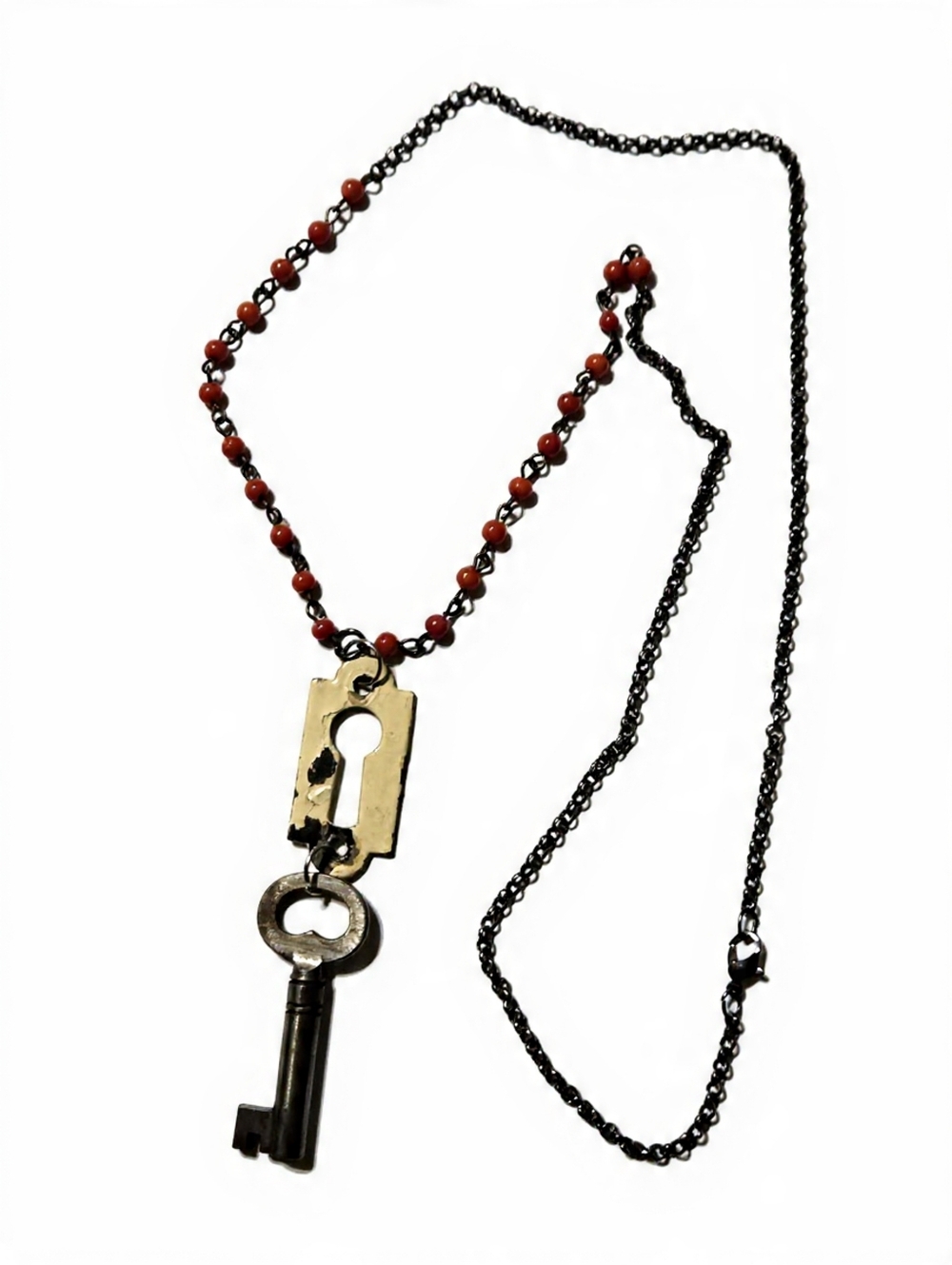 Handmade Vintage Antique Cottagecore Red Beaded Lock Key Pendant Necklace 28.5"
